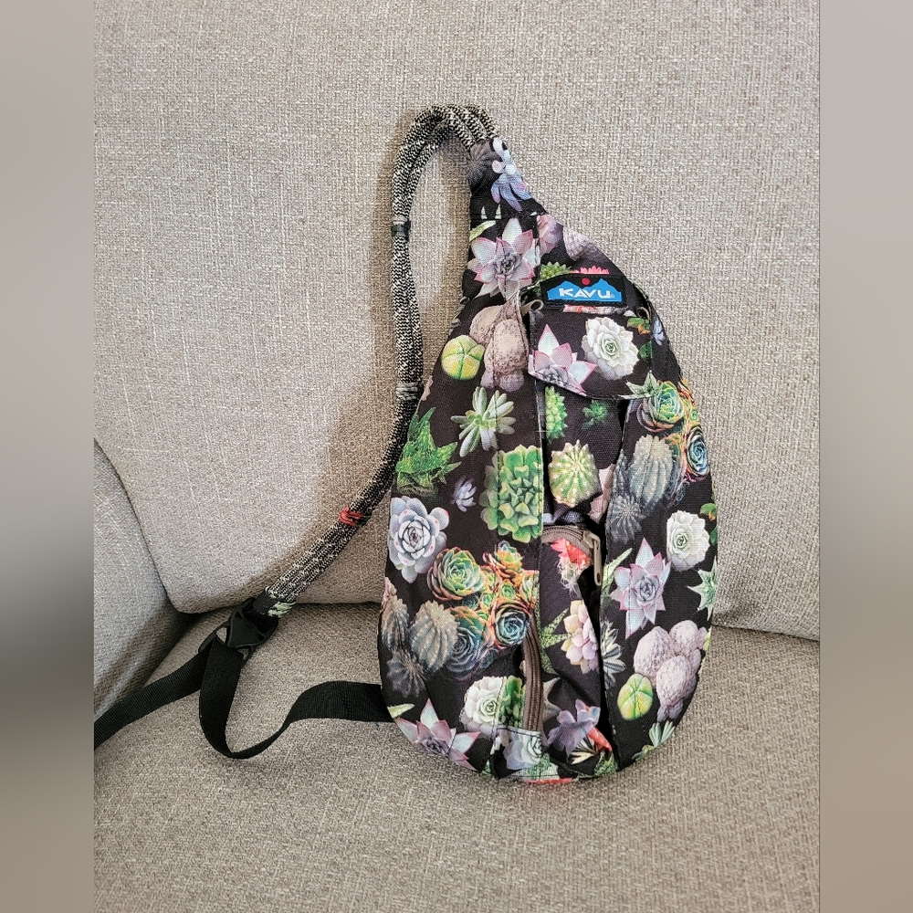 KAVU GREENHOUSE Bag Crossbody Sling Backpack Floral Succulents